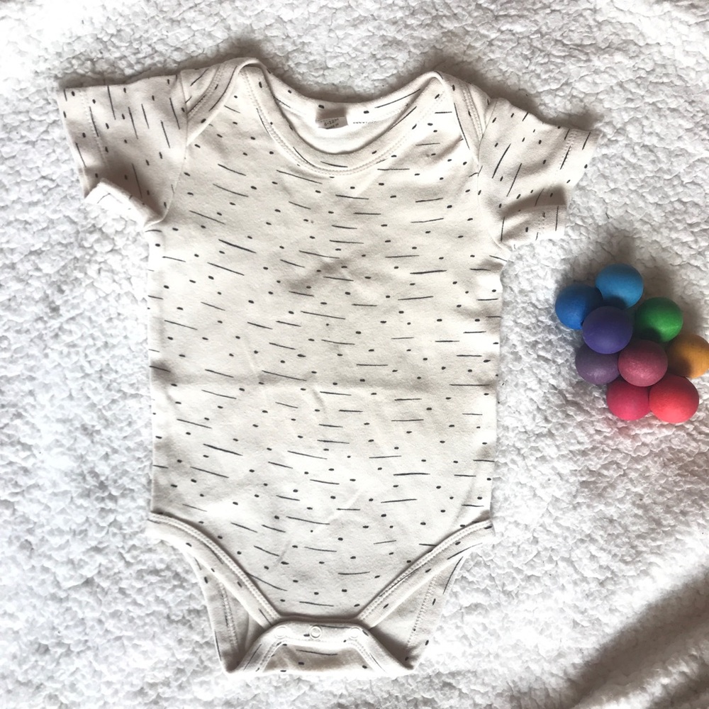 Colored Organics long sleeve onesie, 6-12mo